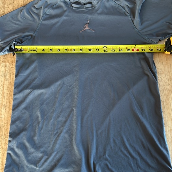 Jordan tee - Picture 4 of 6